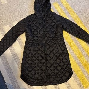Athleta Whisper Featherless Parka, black, size S